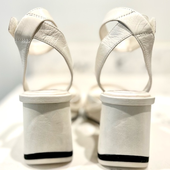 NWOT Vince Camuto Baminda Leather Wedges. Women’s Size 7 Color: Ivory - Picture 9 of 10